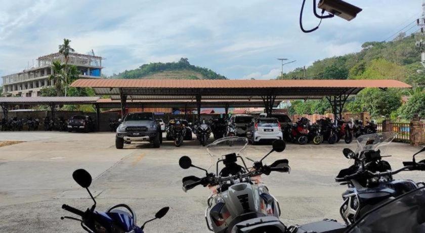 Butterfly Hotel Betong Ban Komo Sip Paet 외부 사진